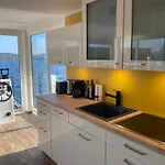 Haveltaenzer - Exklusives Hausboot Am Templiner Mit Sauna & Sonnendeck *