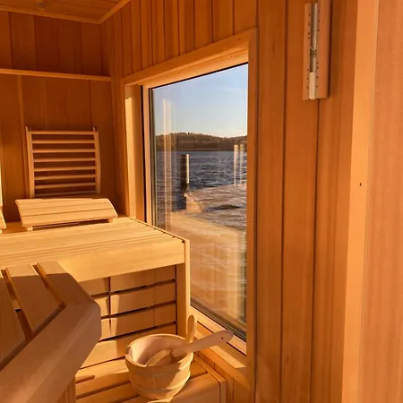 Haveltaenzer - Exklusives Hausboot Am Templiner Mit Sauna & Sonnendeck Potsdam