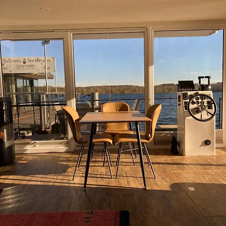 Haveltaenzer - Exklusives Hausboot Am Templiner Mit Sauna & Sonnendeck Bådhotel Potsdam