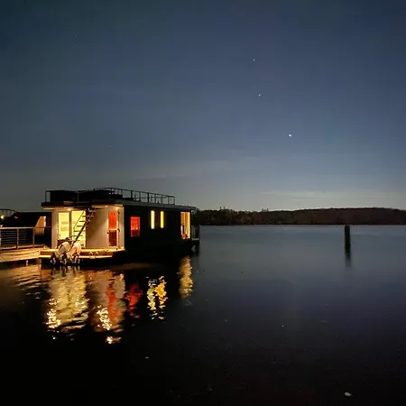 Haveltaenzer - Exklusives Hausboot Am Templiner Mit Sauna & Sonnendeck Bateau-hôtel *